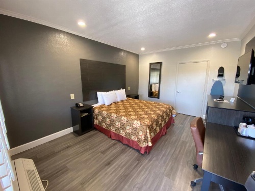 Budget Inn Of Hayward image 6